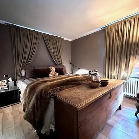 Cosy Penthouse Village Lägenhet *